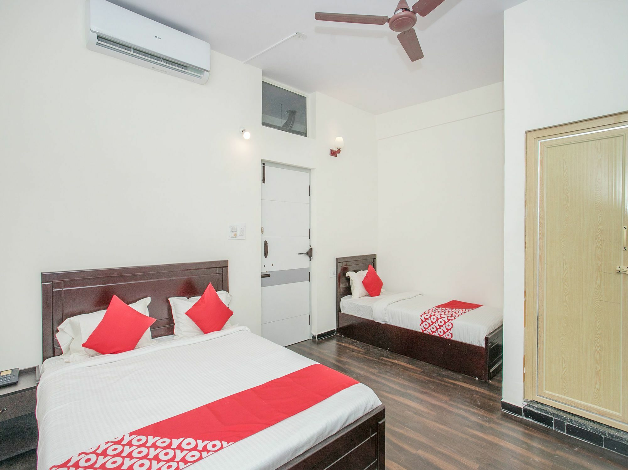 Hotel Oyo 14430 Sunshine Grand Bengaluru Zewnętrze zdjęcie