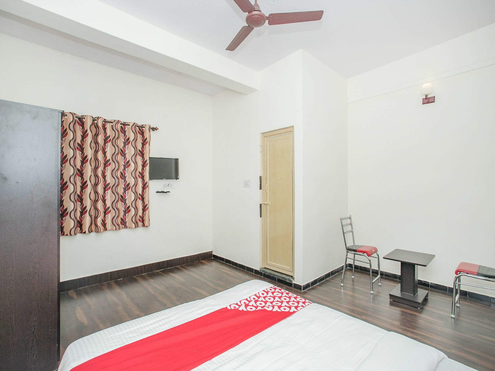 Hotel Oyo 14430 Sunshine Grand Bengaluru Zewnętrze zdjęcie