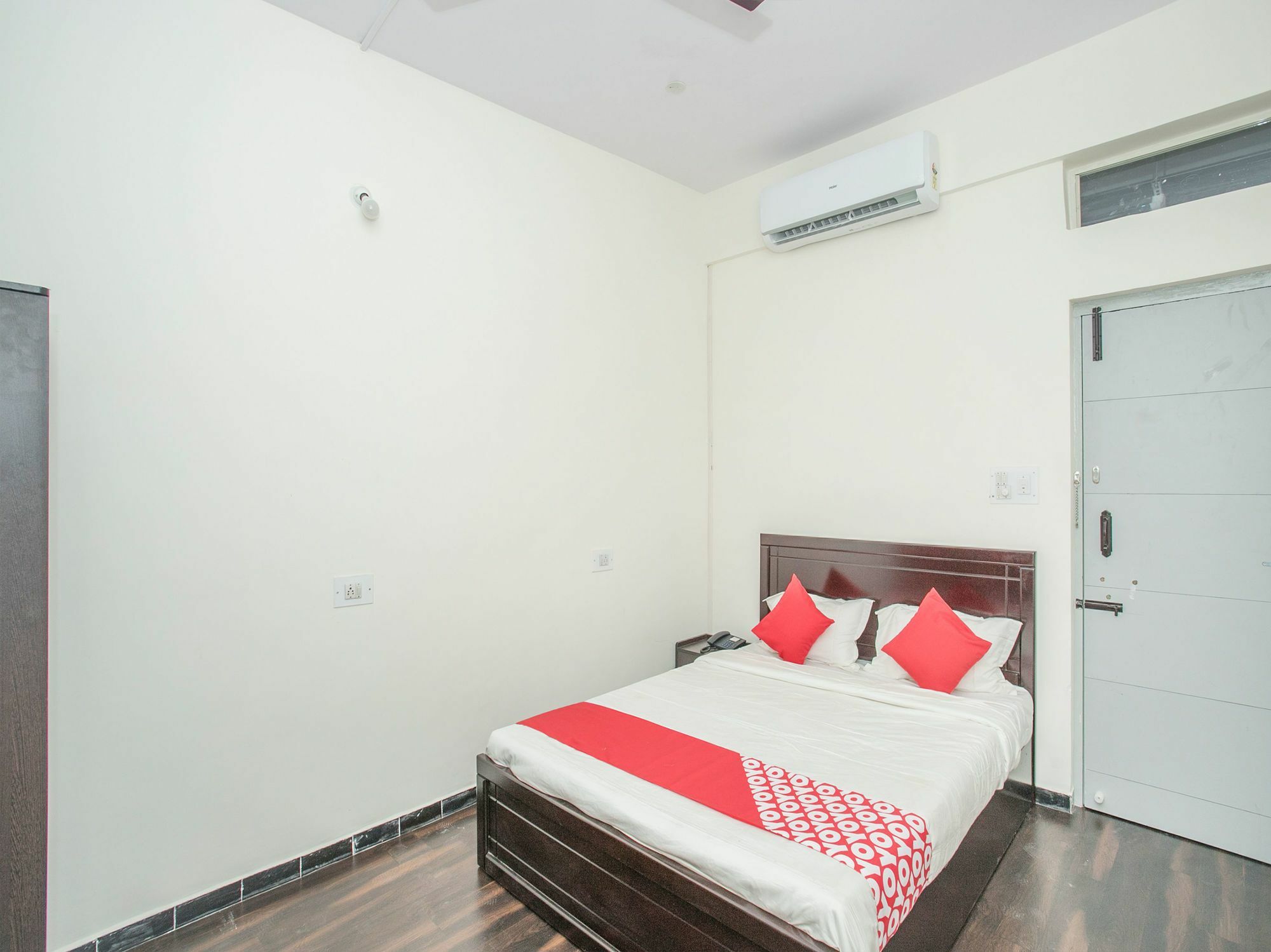 Hotel Oyo 14430 Sunshine Grand Bengaluru Zewnętrze zdjęcie